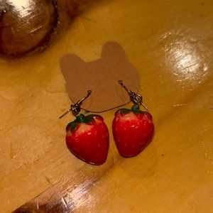 Boutique Strawberry fruit shaped Lightweight Dangle Earrings (brand new)